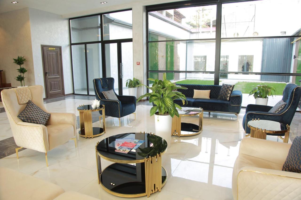 Unique Hotel Tachkent Extérieur photo