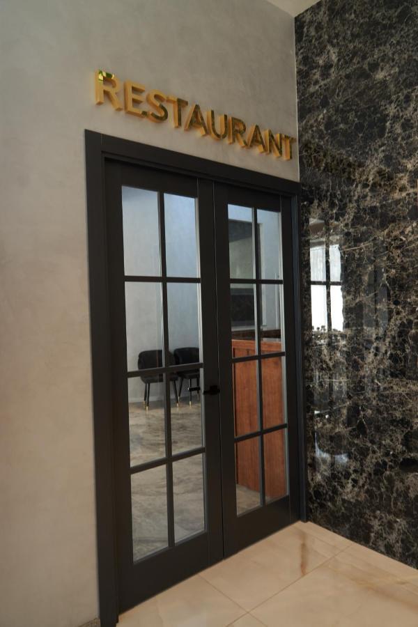 Unique Hotel Tachkent Extérieur photo