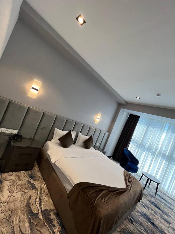 Unique Hotel Tachkent Extérieur photo