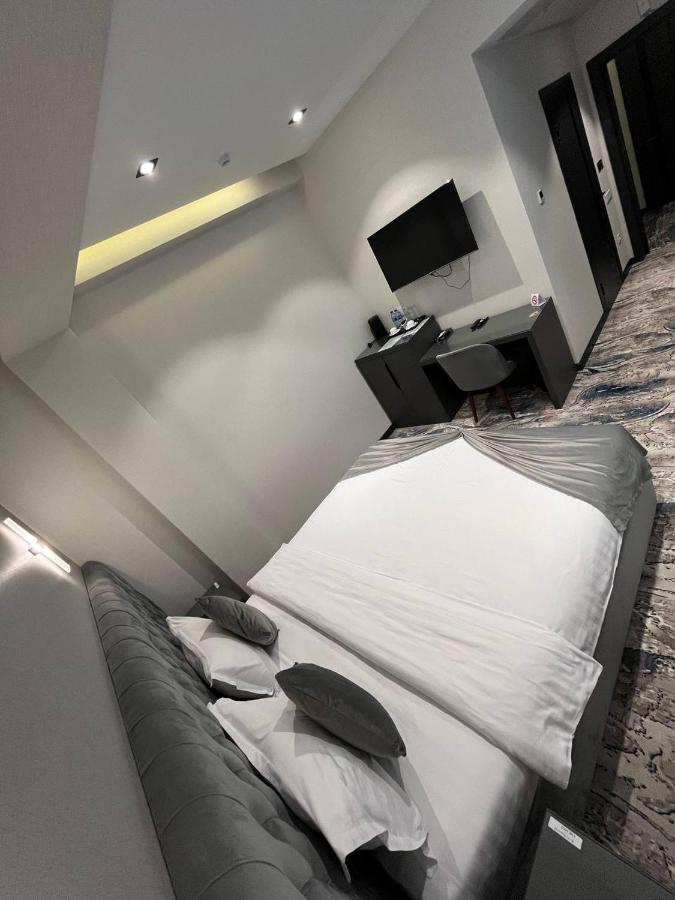 Unique Hotel Tachkent Extérieur photo