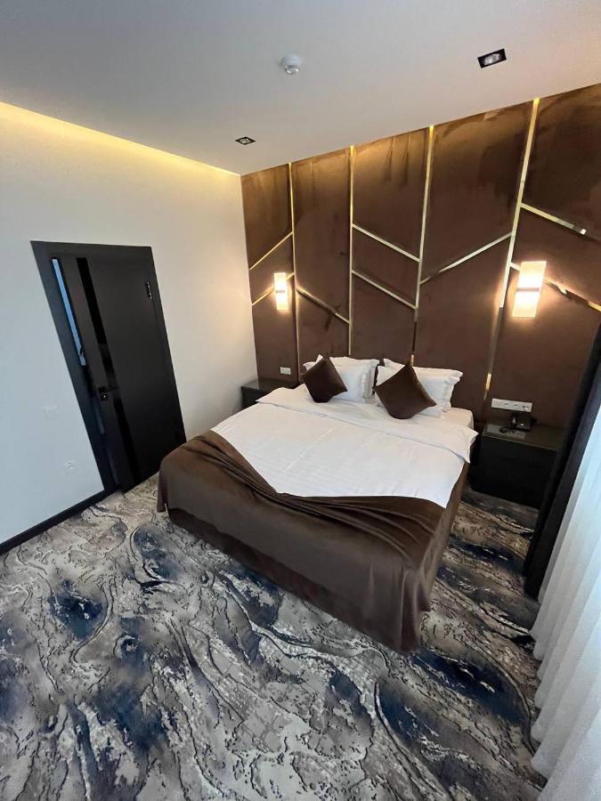 Unique Hotel Tachkent Extérieur photo