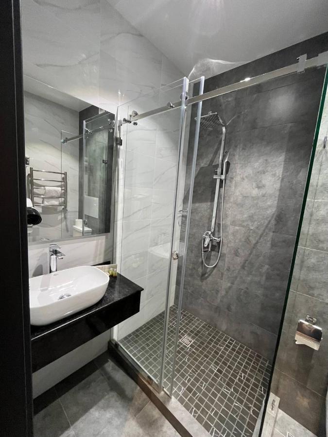 Unique Hotel Tachkent Extérieur photo